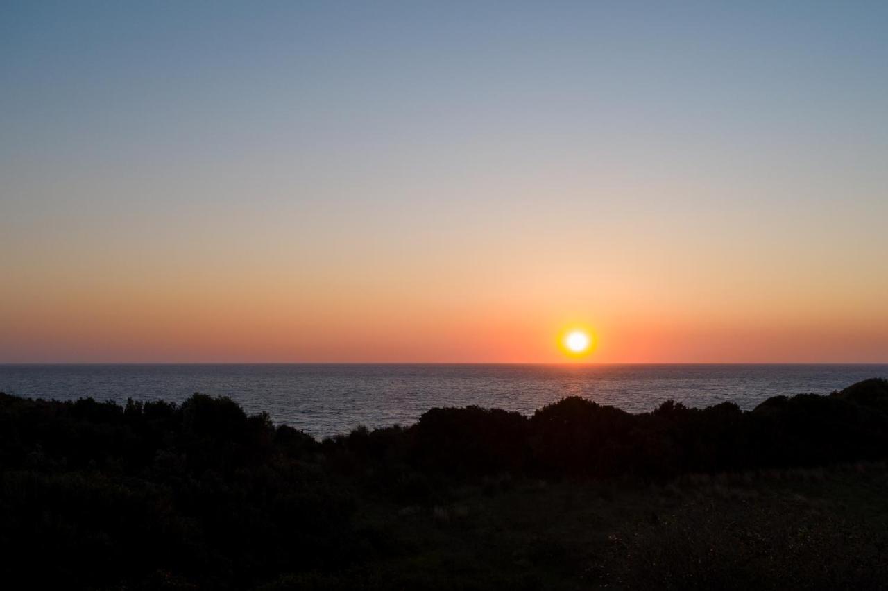 Villa Alonaki Bay Halikounas Exteriör bild