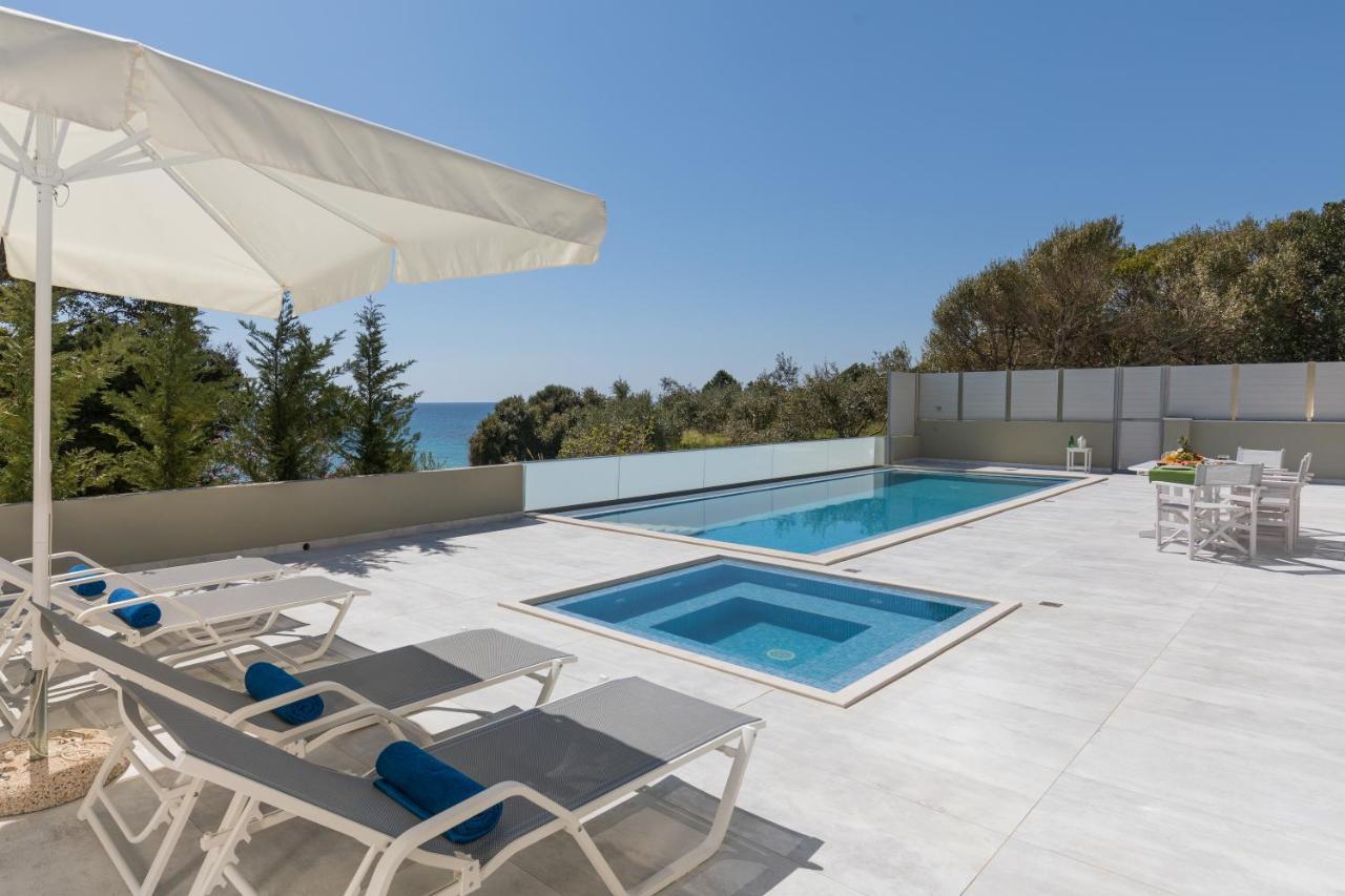 Villa Alonaki Bay Halikounas Exteriör bild