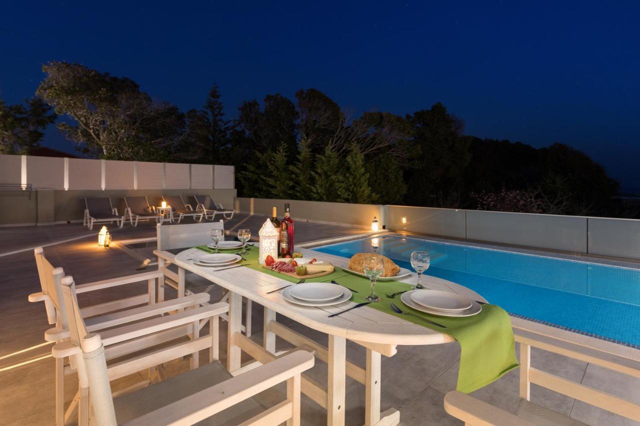 Villa Alonaki Bay Halikounas Exteriör bild