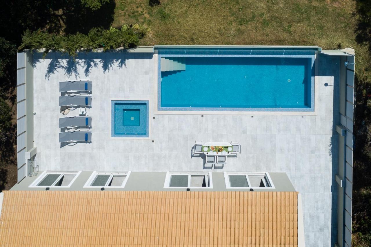 Villa Alonaki Bay Halikounas Exteriör bild